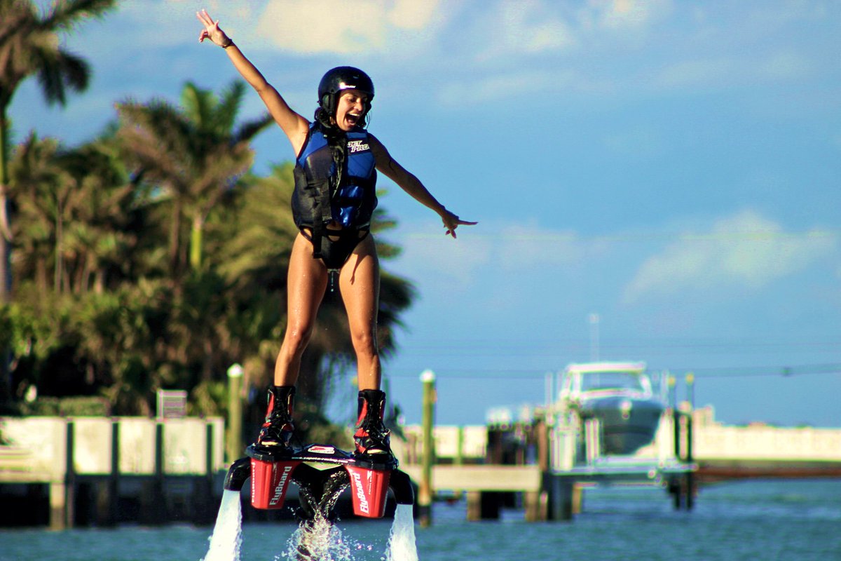 MiamiBeachFly's tweet photo. Go wild for a while ✌️🚀🌴
👇Tag a friend👇
.
📸: @harparami
🚀: @genesis2890 https://t.co/oaPnET3j8f