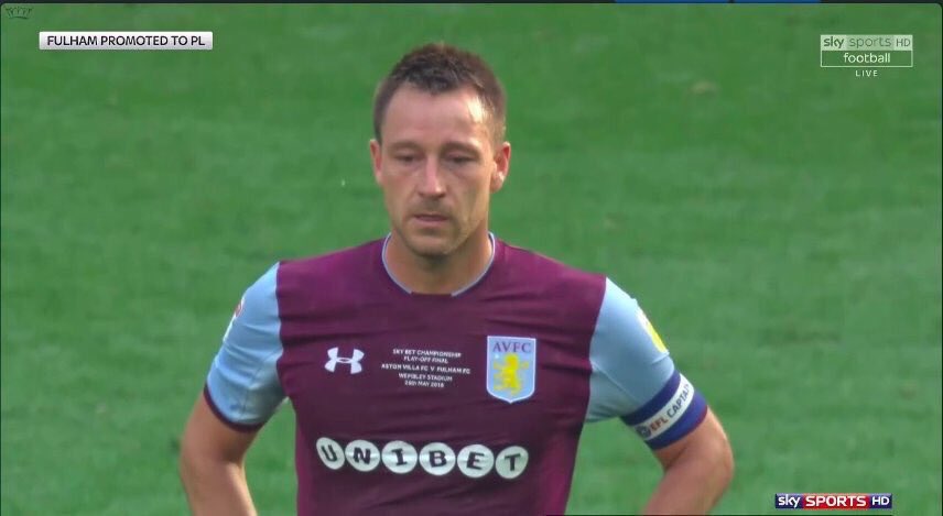 LewisFFC17's tweet photo. His career couldn't have ended better. https://t.co/KWUFC59zvc