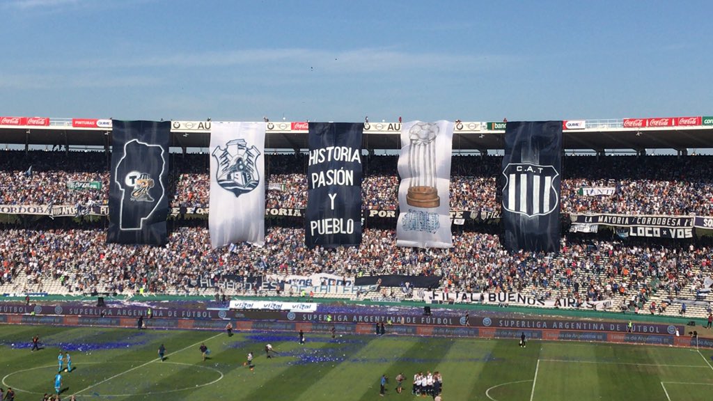 CancioneroA's tweet photo. La docta fue, es y será azul y blanca. https://t.co/6H6OrGkfRj