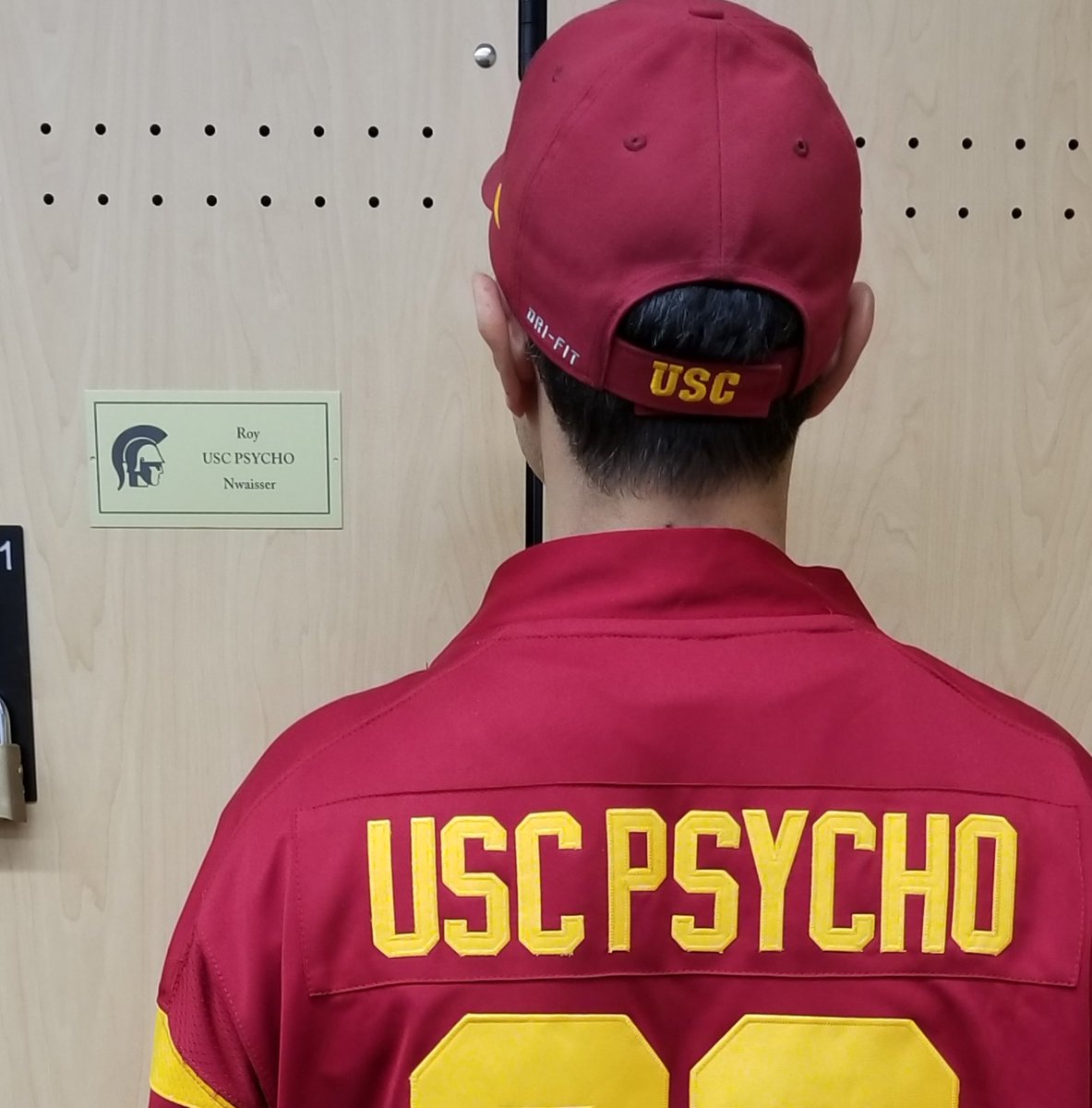 I'm so proud to sponsor a locker in the new Band Pavillion and support <a href="/USCTMB/">USC Trojan Marching Band</a>! <a href="/USC/">USC</a> will never be able to get rid of me now!
#USC #FightOn ✌️