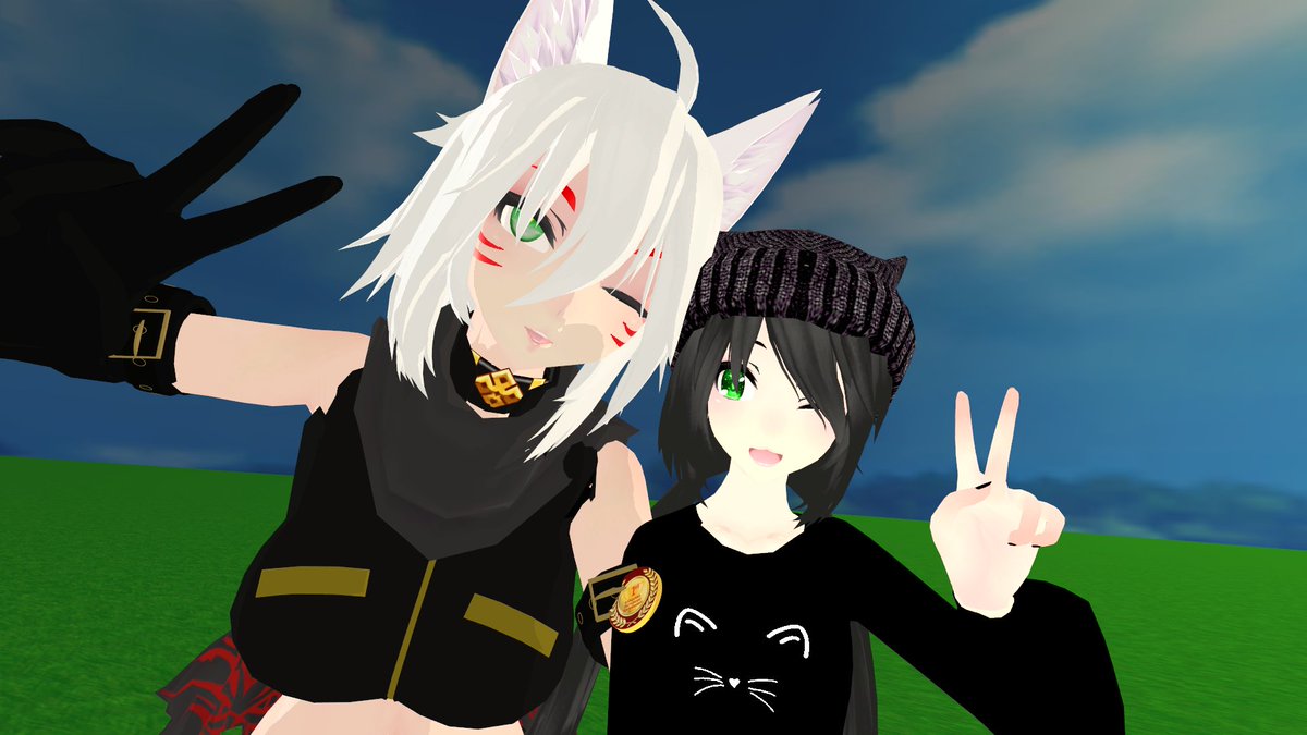 KadenVR's tweet photo. A few pics i took from this weekend with the amazing people i am happy to call friends

one of them being a picture of our wip #bowette maze for @NothingButA_Fan, if anyone ever asks what it is you do in #VRChat this maze is pretty accurate to meme or tilt our friends out of love https://t.co/seZkAvipf5