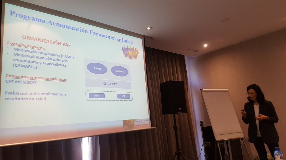 llramio's tweet photo. Dra.Sacrest @htrueta @iasgirona i Dra.Gorgas @vallhebron ens expliquen el paper rellevant que té la Farmàcia en el tractament de #esclerosismúltiple i la innovació terapèutica #JornadesGironinesMediterrani2018 @idibgi @icsgirona https://t.co/KK1DN0z8qr