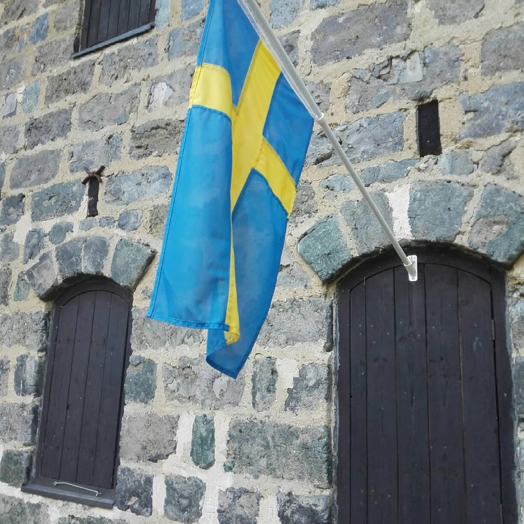 kristallnaach's tweet photo. Hab grad' bissi Instragram gefüttert..kann ja nicht bei jedem vorbeikommen und altmodisch meine Foddos zeigen... ;-) #Elch- #Urlaub
#Borgvik #Grumskommun
#Schweden 🇸🇪 #Elchenländle https://t.co/usi0vgnRVy