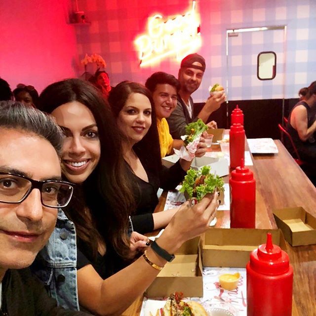 LisaDaftari's tweet photo. Cousins at the Counter 🍔🍟🥤
.
.
.
.
.
#burger #hamburger #vegan #veganburger #montysgoodburger #plantbased #fries #frenchfries #soda #dinner #family #fastfood #la #burgercounter #beanburger #impossibleburger #milkshake #koreatown #foodporn #cousins #k… https://t.co/7ZSxz9pjGx https://t.co/67QRdBjLtR