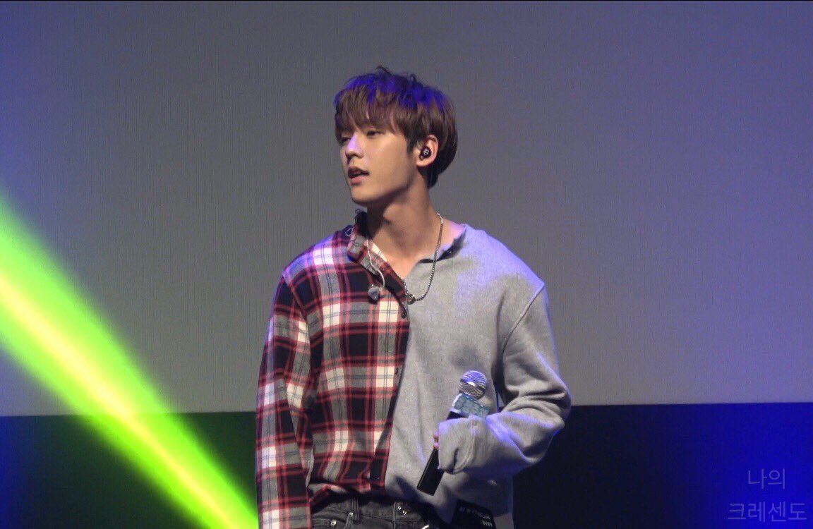 CRSD_OEZI's tweet photo. 꿈꾸고 있는듯 해

#비투비 #BTOB #이민혁 https://t.co/Hy0mWTLyM4