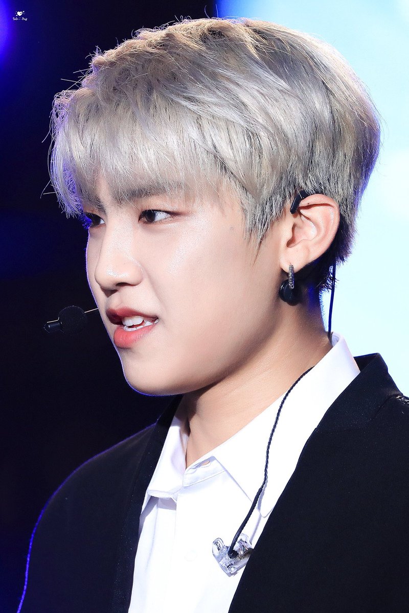 woojin pics 🐯 tweet media