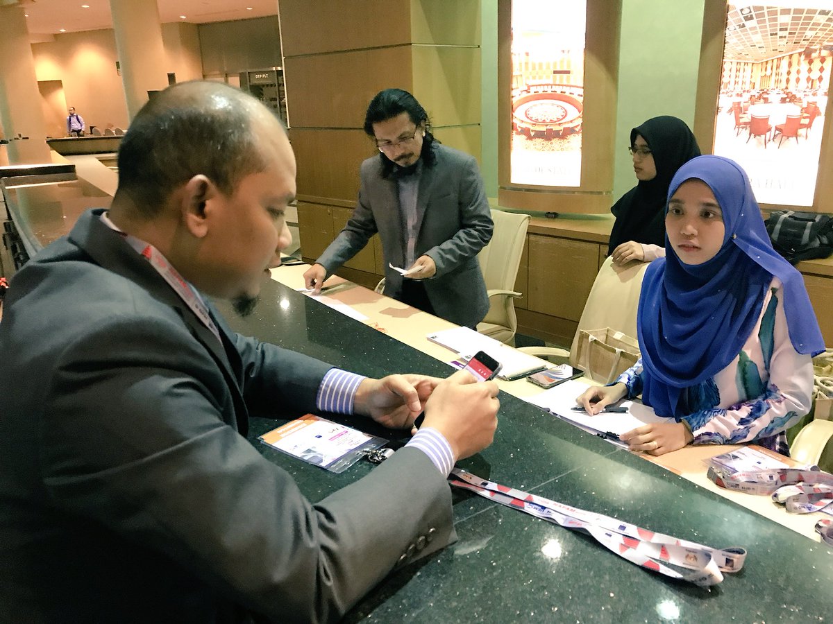 norehamohd's tweet photo. Lets #NAFAM2018 with YBM @MOWorks @baru_bian @HjAnuarTahir @saranidollah @abdulrazak5559 @RoslanMdTaha @Asricidb @LLMKP @JKRMalaysia @LLMrasmi @CIDBMALAYSIA1 #InfraRakyat @zakhir69 @nyonyacyber @ownbest777 @FajIsmail @paktarm https://t.co/64HaEDCZcm