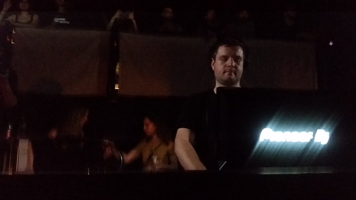 CandoWoodward's tweet photo. Waited 2 years and finally got to see @grummmusic live and he was epic! What a fantastic show LOVE LOVE LOVE https://t.co/Zjdy6srm4X