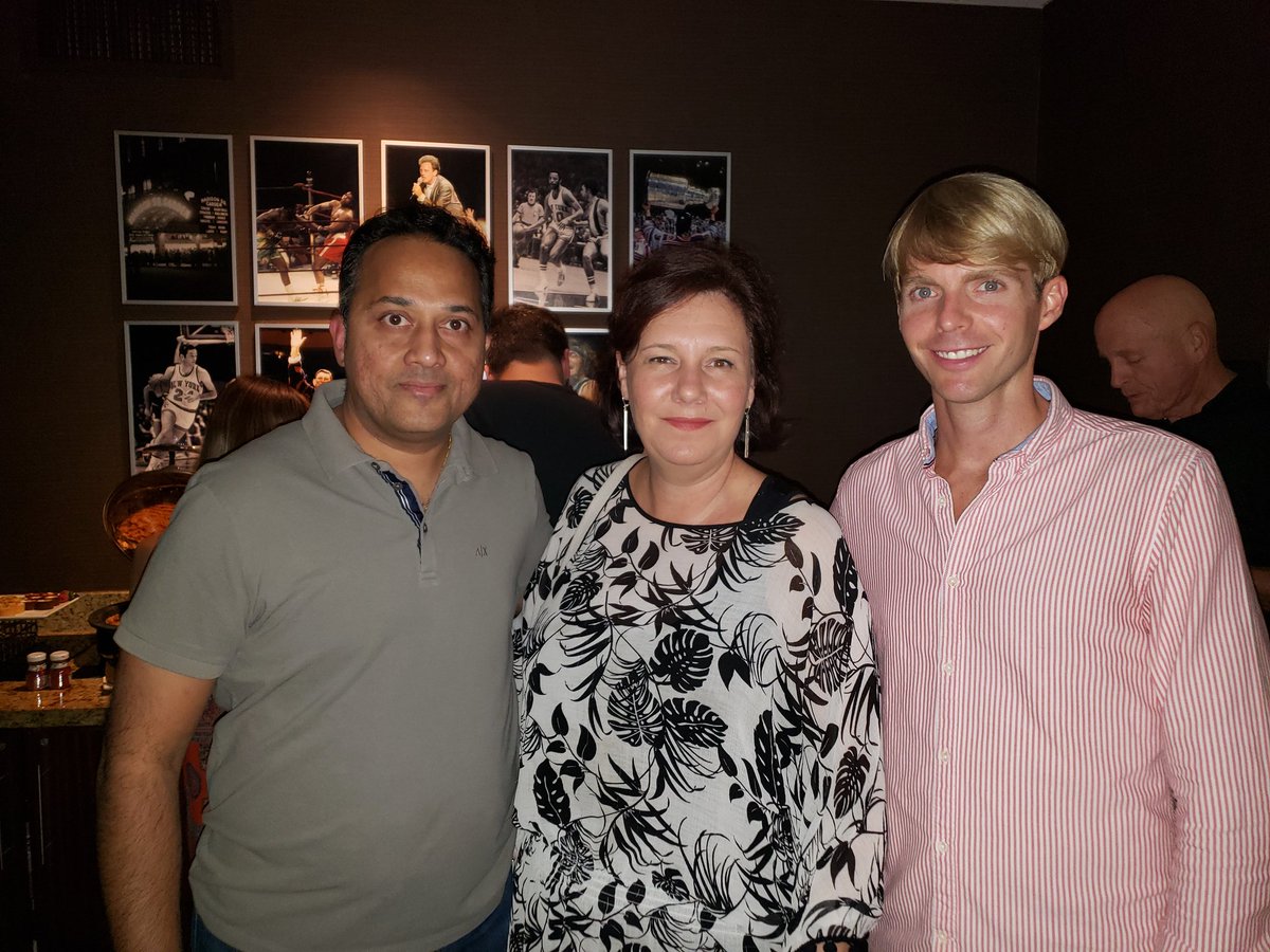 sanjayhats's tweet photo. #EricClaptonMSG with friends from #aircanada #CheapOair https://t.co/BR7RfkespA