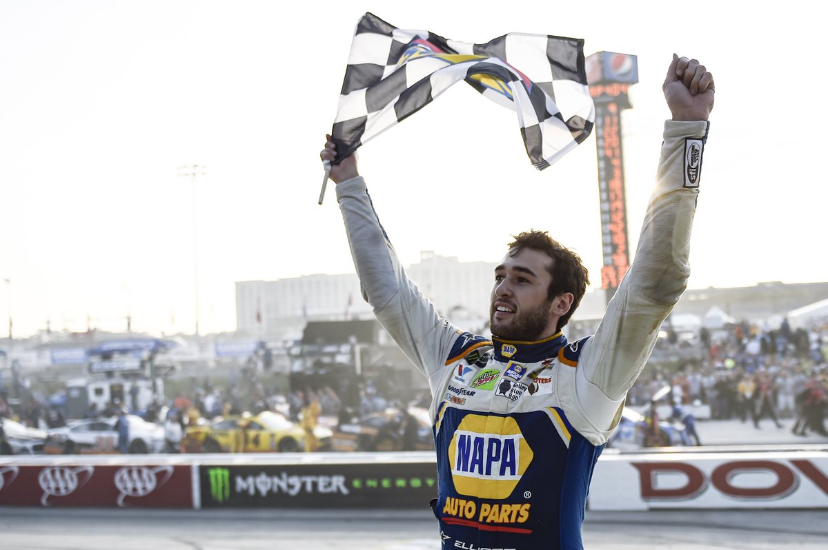 TeamHendrick tweet picture
