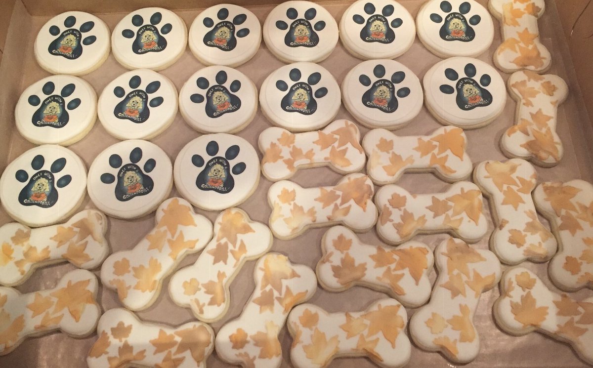 OUAGDBooks's tweet photo. Cookies, set up prep, &amp; party time! 🎈🎉🐾❤️
Through purchases &amp; generous donations the Aaron Michael Willard Fund received dollars to help families with critically ill children. 
Thank you to everyone who came and supported us during this day!
#dogsforacause #charity #pawty https://t.co/PgupUyMtCK