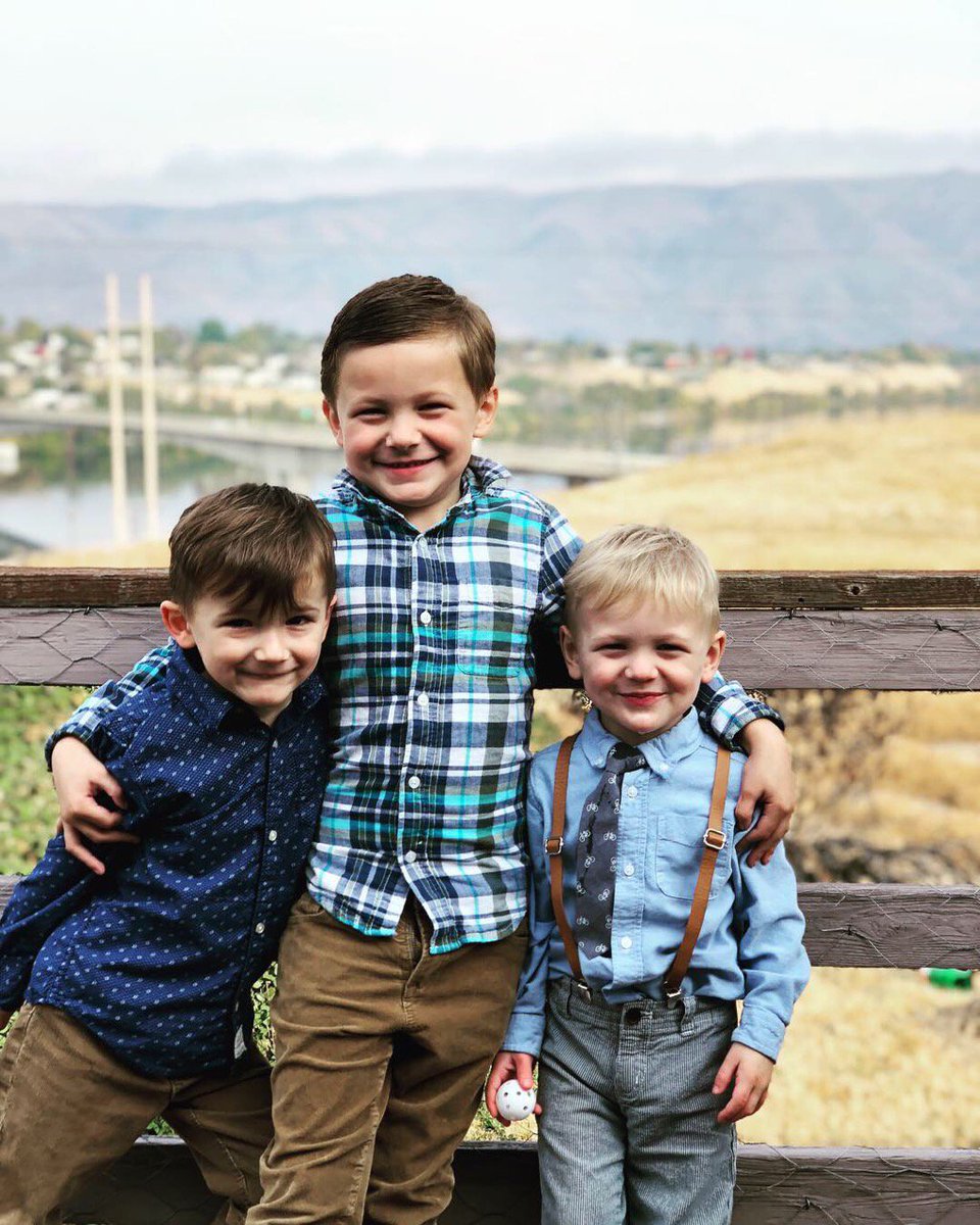 HarvelClass's tweet photo. I love my grandsons! https://t.co/ZNGR0KfM0a