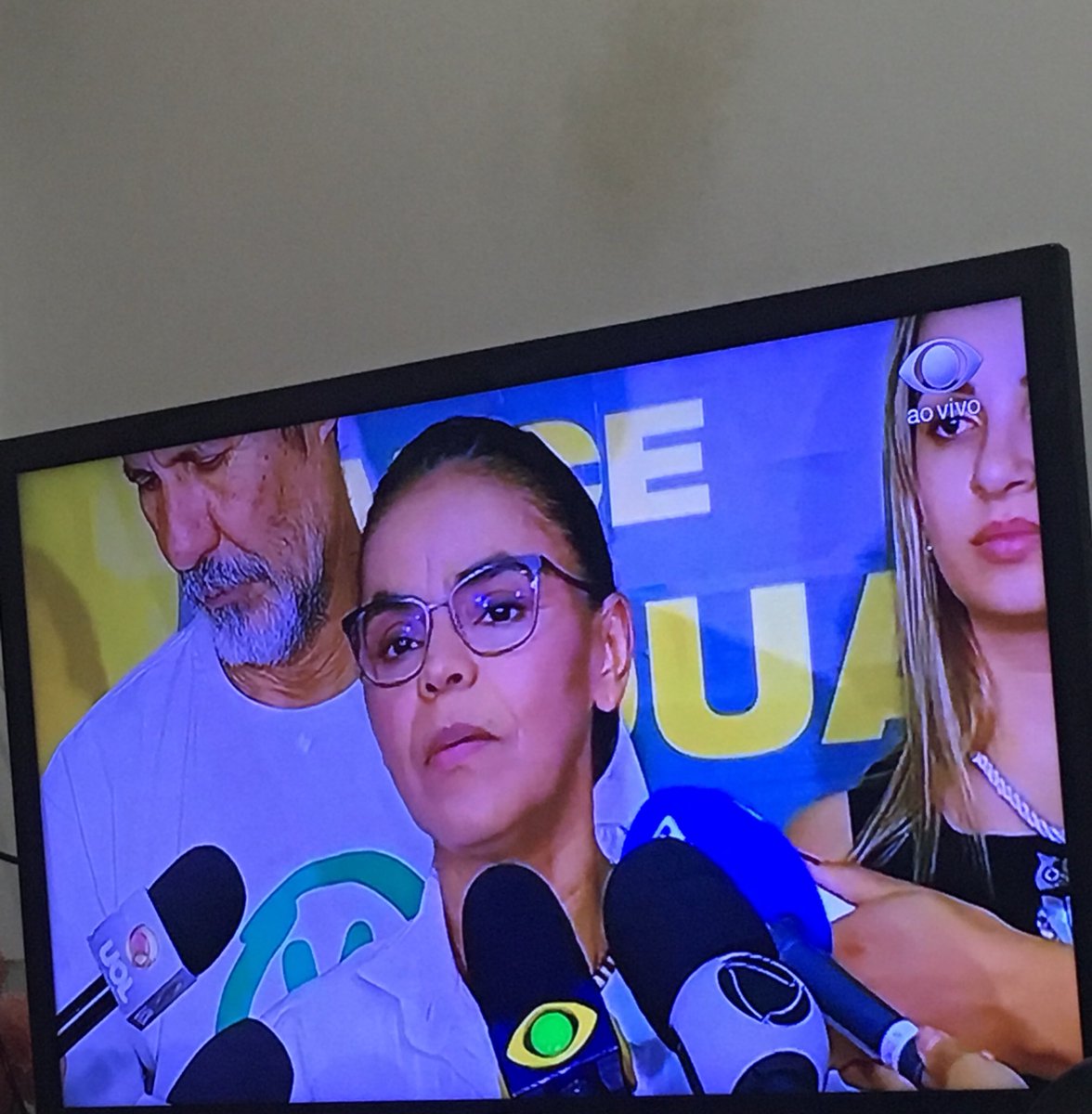 joaolopesflu's tweet photo. Sem chororô, discurso agradecendo a democracia, você é gigante!!! Um dia irão perceber isso! #Marina18 https://t.co/N0432jUMyC