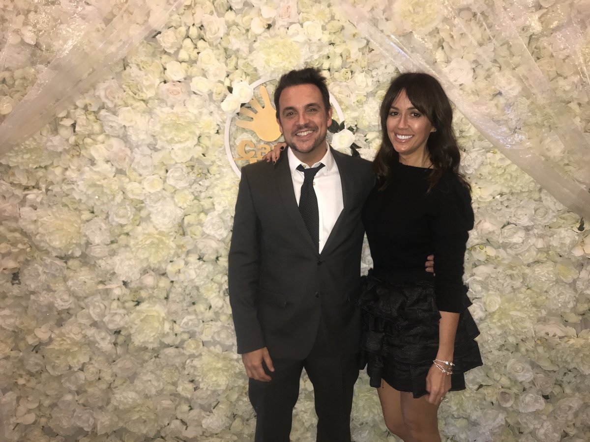 cashforkidsMCR's tweet image. How amazing were the wonderful hosts at our Fashion and Fizz Ladies Lunch!! Thank you so much @shereemurphy @Toolyboy 💃🏼🕺🏽😍#hostswiththemost