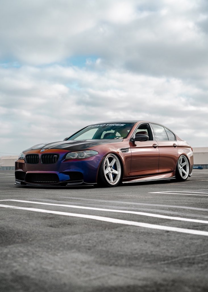 visualsbyadumb's tweet photo. Colorshift M5 🤤 || @marv_m5 #bmw #m5 #toyotires #sonyalpha #photography https://t.co/u58Hf9VYI8