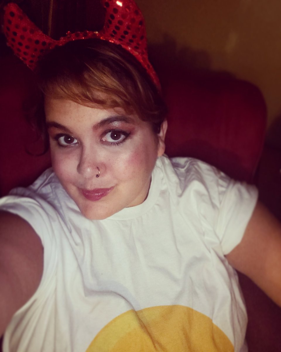 KimmayJ's tweet image. My #halloween costume sneak preview #DeviledEgg #IHeartPuns