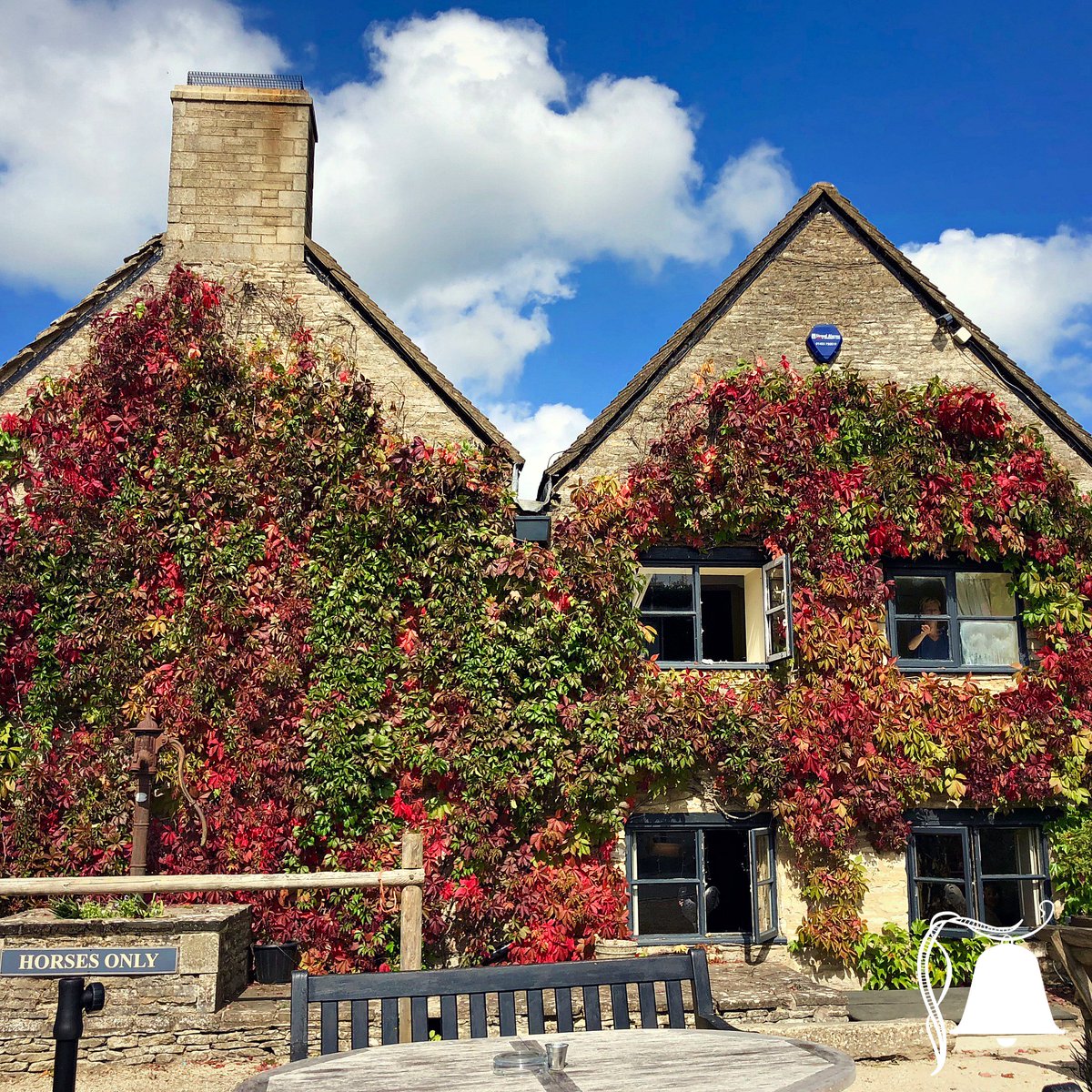 bellsapperton's tweet photo. Looks set to be an Indian Summer week, with Temps running to 22° it’s time to fling open the windows and let that Autumnal breeze flow 🤠 (oops, that’s a Cowboy)
#bellsapperton #countrypub #sapperton #stroud #topplacestovisit #wheretodine https://t.co/XU2WbsbiHH