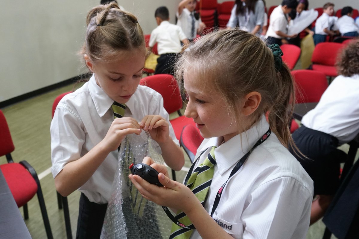 DESSDubai's tweet photo. Dubai Mini Enrichment League -
an inaugural event hosted by DESS with a fantastic Science competition with @JESSJumeirah @JESSDubai @JPSDubai @GEMSRDS @WPS_Dubai @HartlandIntl @jebelalischool #dess_science @DESS_YearFour https://t.co/bnyi7cZcnO