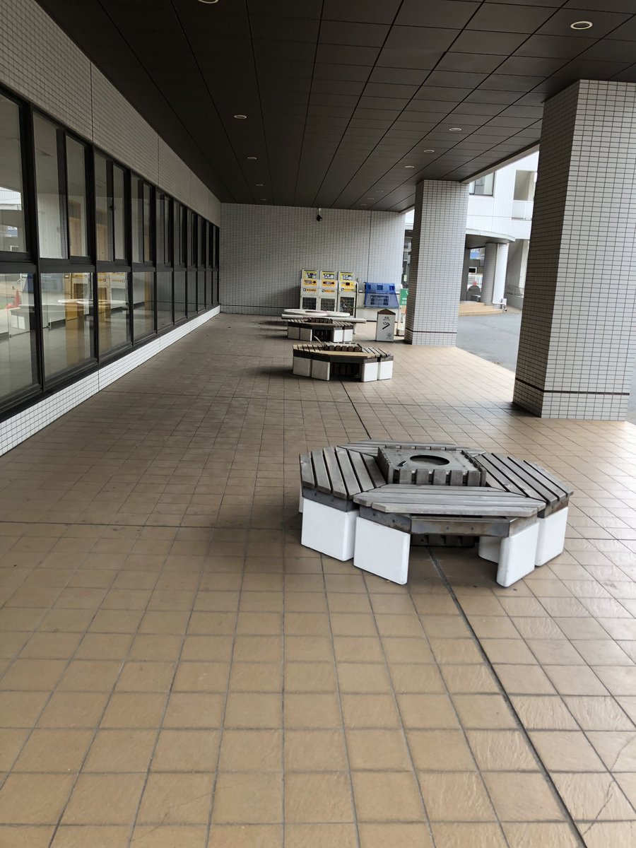 喫煙所治安維持委員会 Uec Mokumoku Twitter