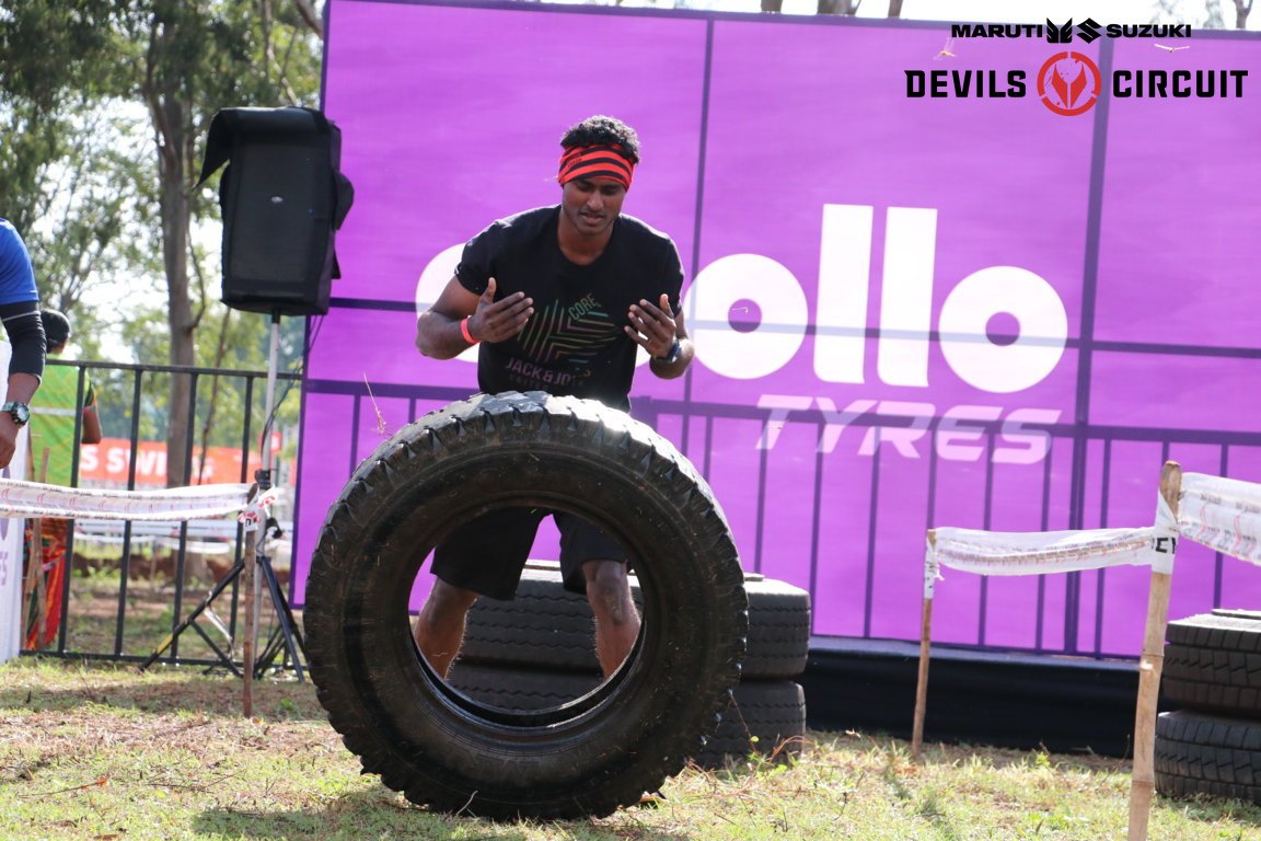 apollotyres's tweet photo. Look at how our Bangalore champs toughened up and tackled their way through the #GoTheDistance pit, Alpha Thrill Trail & the Apollo Zone, at the Maruti Suzuki Devils Circuit.
For more info: https://t.co/BhGfFZRhqd
#marutisuzukidevilscircuit #swiftdevilslayer #pushyourlimits https://t.co/EgsRx7LJ7z