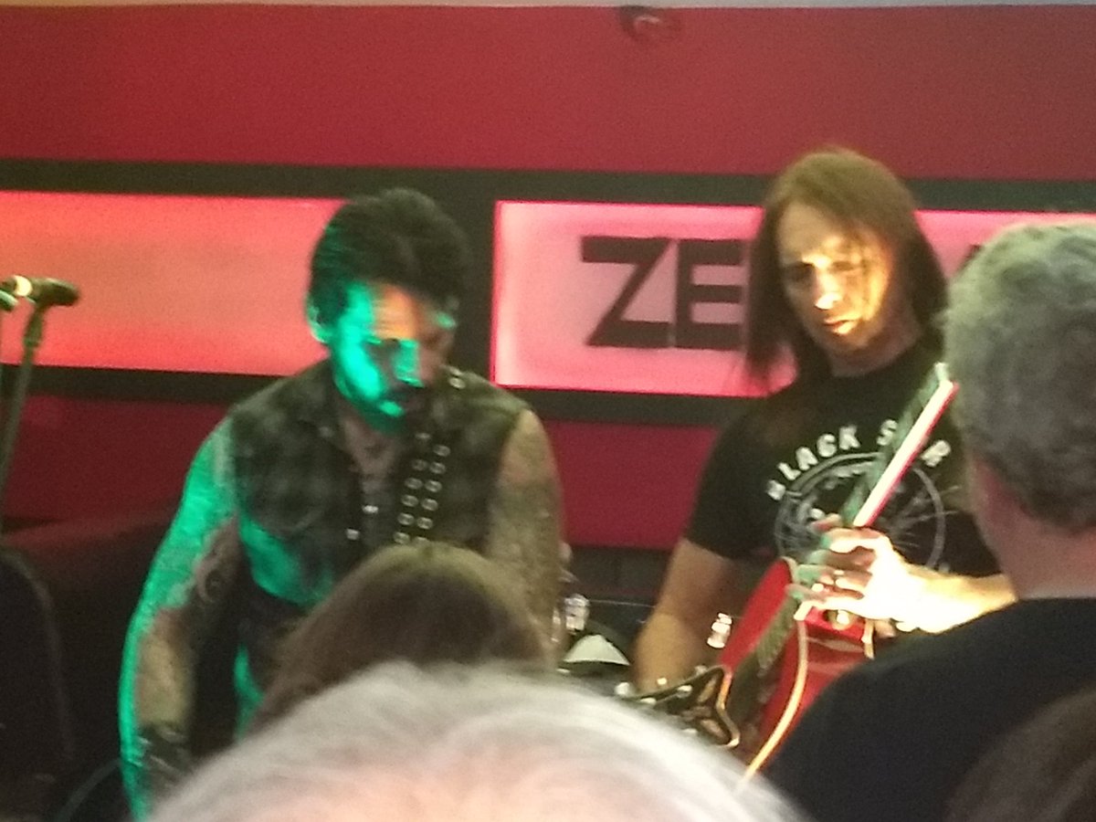 <a href="/rickywarwick/">RICKY WARWICK 🍀</a> <a href="/DamonJOfficial/">Damon Johnson</a> awesome night at zephyr last night thank a lot guys