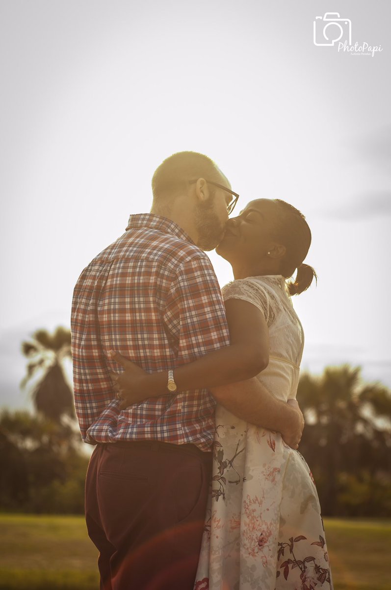 Photopapi_ao's tweet photo. Sessão fotográfica pré-casamento 💞💘💖 
_____________
Ajude os seus amigos a ficarem inspirados, partilhe as nossas publicações. 
#Photopapi https://t.co/VmYlaRMC40