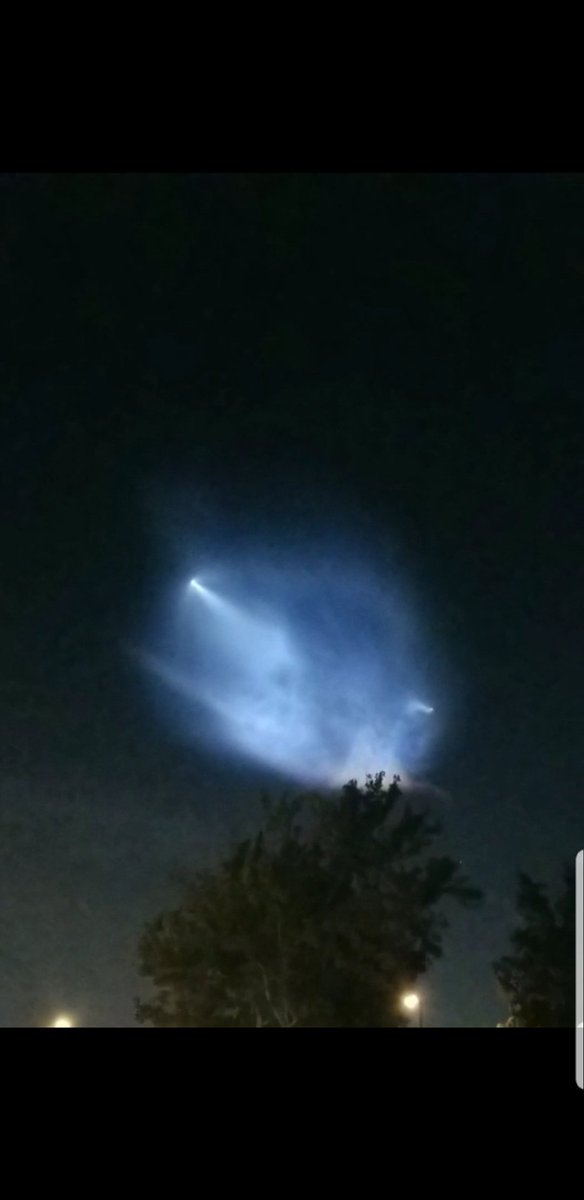 ASandy271's tweet image. Saw this in the sky!