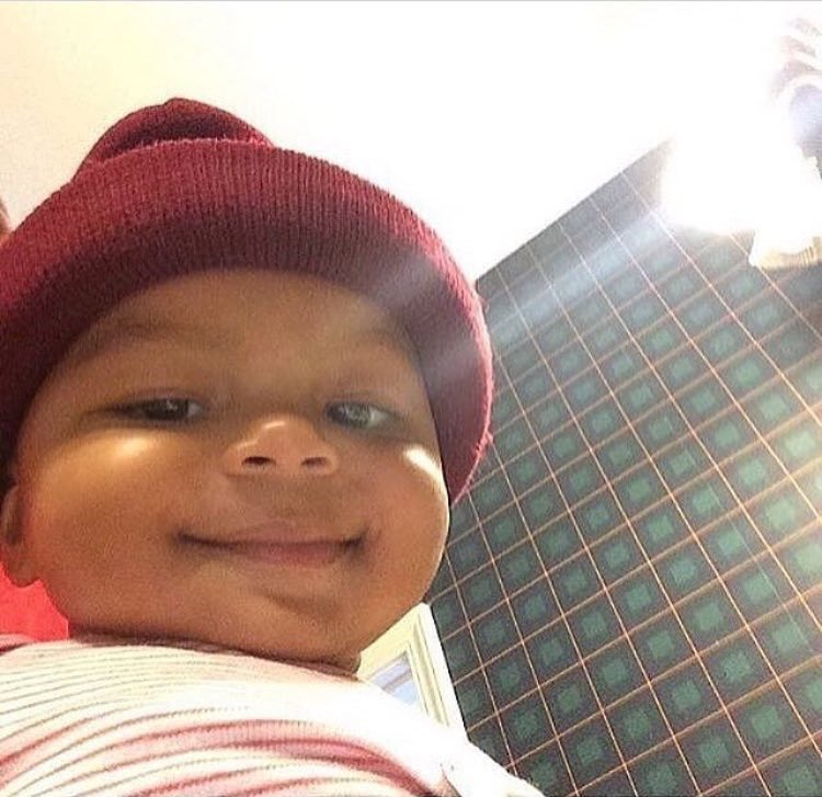 kbvnks_'s tweet photo. getting a text from the person you wanna talk to be having you like https://t.co/Z28TSC3Ceh