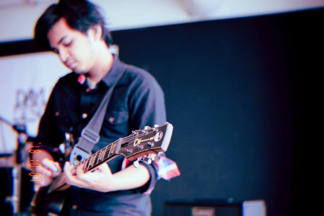 tfobband's tweet photo. Throwback to our set at @dylght_dscnds 10th Years Anniversary Showcase! it was one of the best showcase &amp; congratulations again towards the achievement 🙏🏿 #thyfallovbaghdad  #daylightdescends #daylightdescends10thyearsanniversaryshowcase 

Photographed by : @firdausjusdean 🌹 https://t.co/LPJdKZenlW