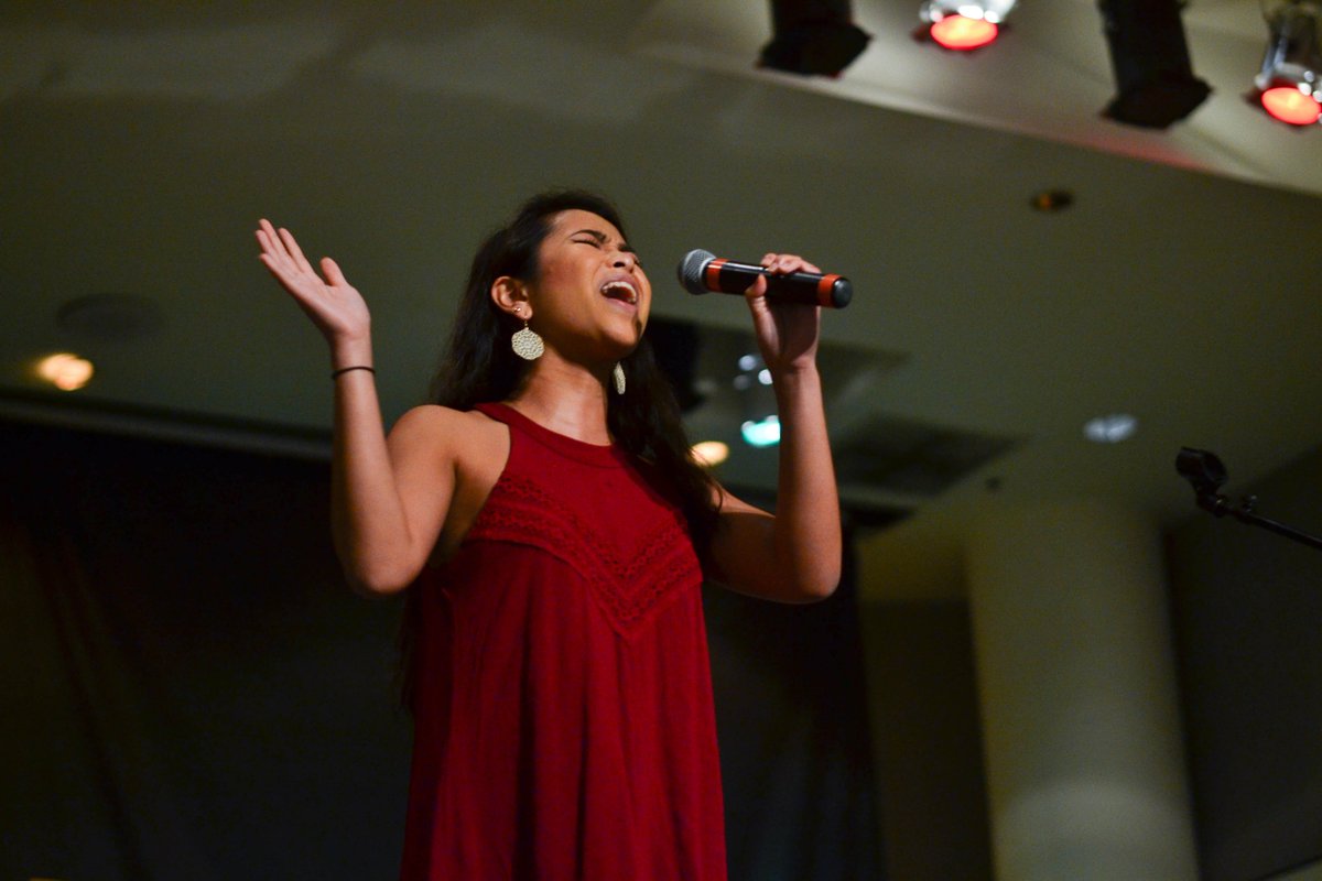 almirazaky's tweet photo. I have #MadeItReal at @VCU by following my dreams of being in the music industry! I became the Assistant Concert Director, then Concert Director of @APB_VCU. Now, I am an intern for @RVAFilmFest and am working on my debut EP. Thanks VCU! #vcusmclass #TwitterScavengerHunt #Singer https://t.co/wdsPBUE5tG