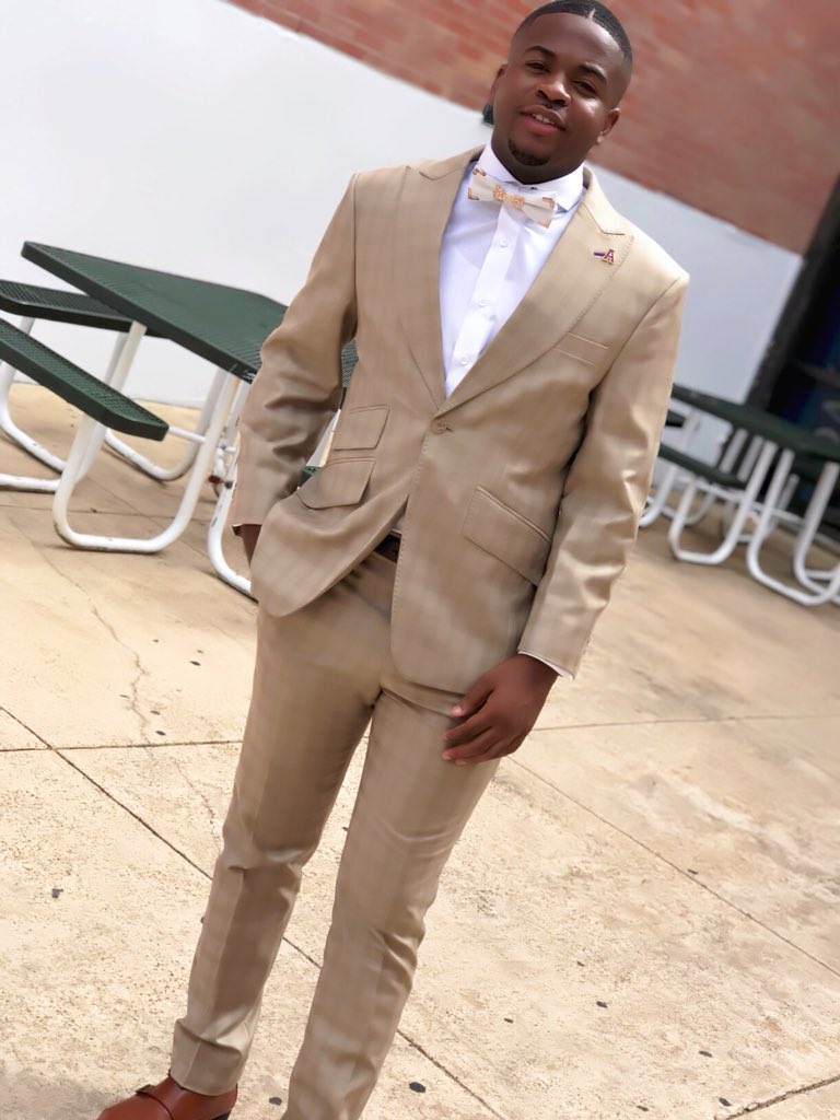 Promo_GoDD's tweet photo. “ Let them little boys TRY to run the city, we got BIGGER DREAMS 💭 #Homecoming2K18 #TheBraveFamilyASU💜💛 #SeniorClassPrez. https://t.co/oL5jlTSsS7