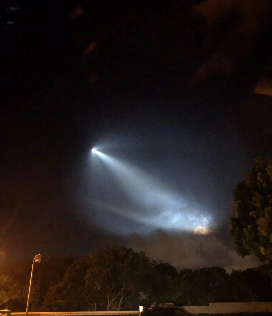 suyahannn's tweet photo. @SpaceX https://t.co/6Biic3uSbl