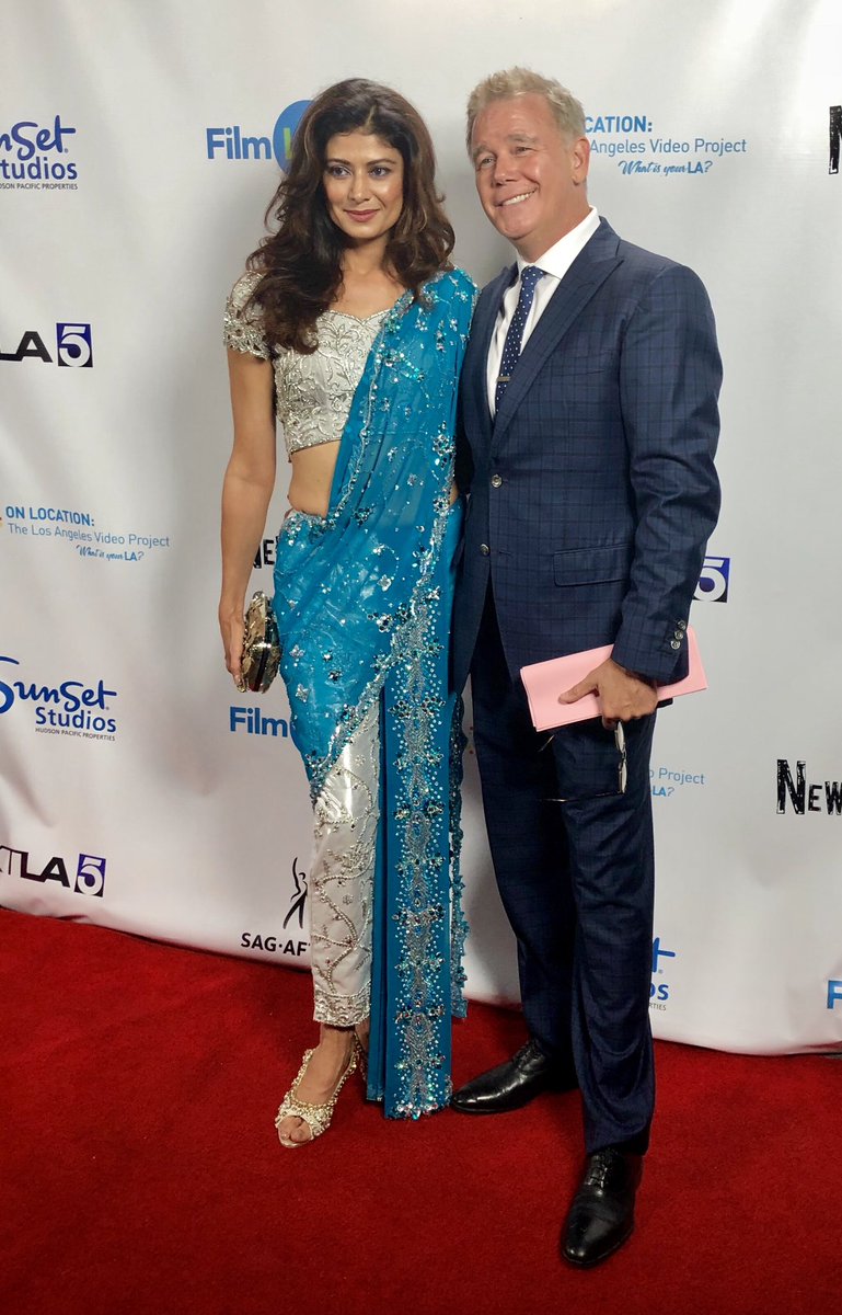 iampoojabatra's tweet photo. So lovely to see you @1SpencerGarrett and present @NFMLA 8th Annual Awards to the #NewFilmakersLA https://t.co/5xUKXHc5Vr