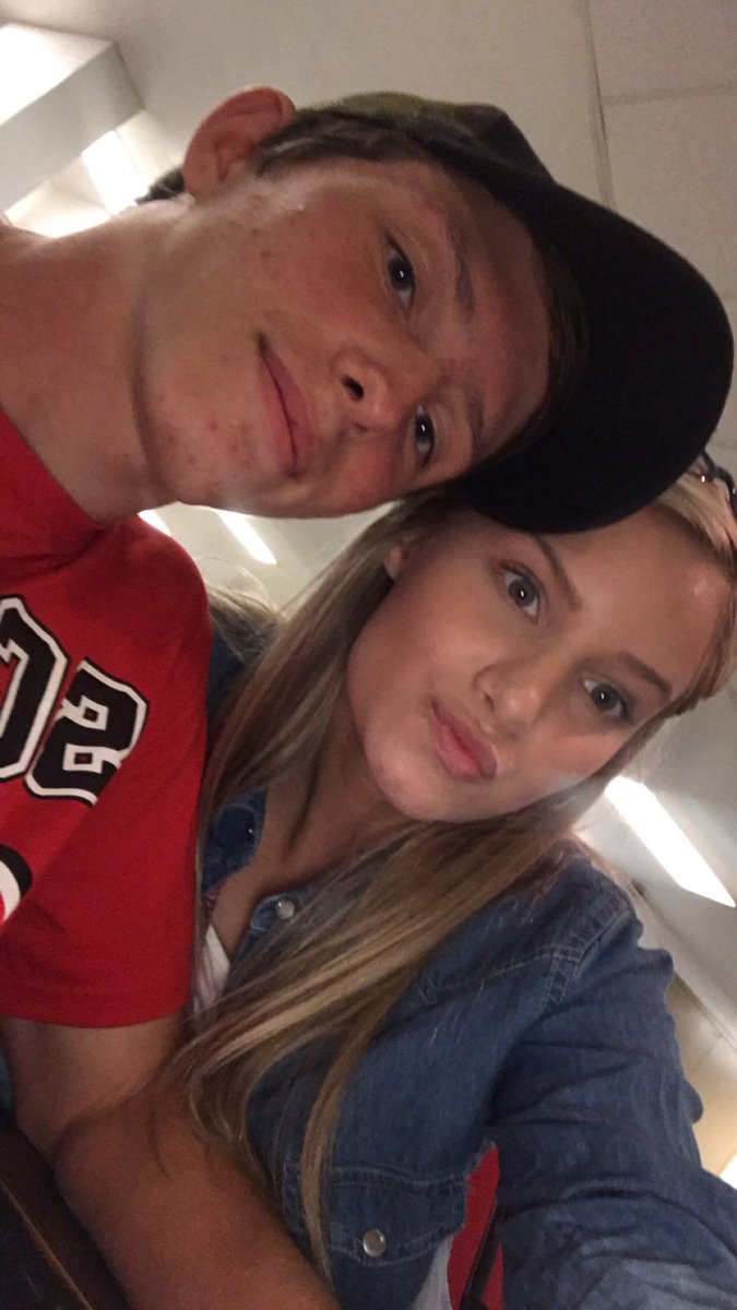 maceyphillips9's tweet photo. we might of broke up for a little bit but I’m so glad we did because if we didn’t we wouldn’t be in such a good place as we are right now 💓. I could not be happier w anyone! https://t.co/FeJ5FYfEx9