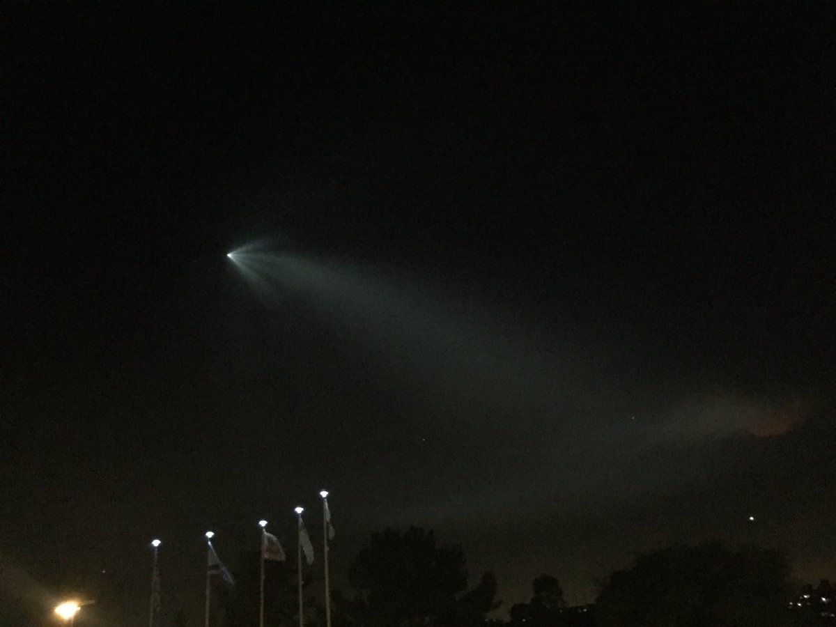 Lawson and Tiffany: Warbling His Way Into Her Heart - Page 3 - Bringing Up  Bates - PRIMETIMER, image size:1200x900