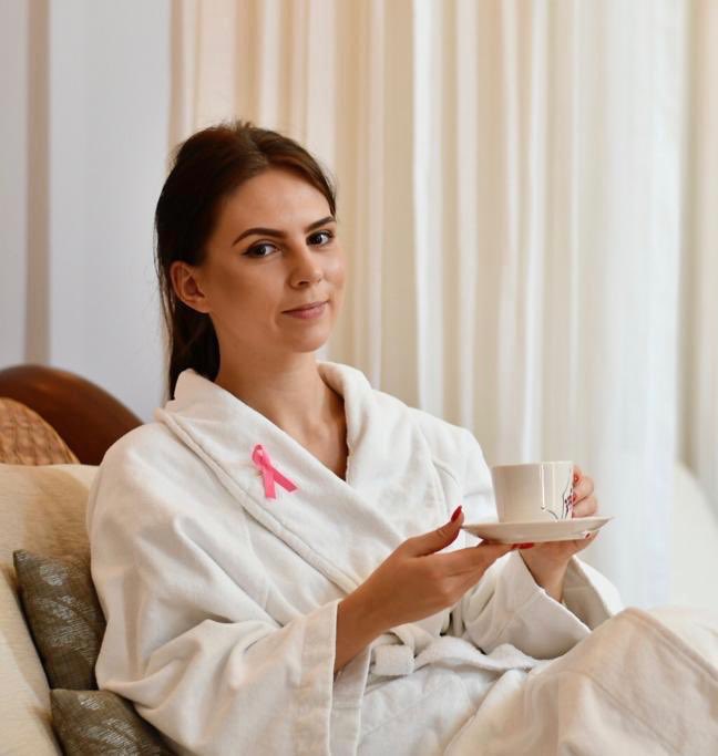 rafflesdubai's tweet photo. Achieve a pink glow as Raffles Spa re-introduces its signature Egyptian #gold &amp; #caviar facial with 10% donated to @aljalilauae to support #BrestFriends 💕

#pinktober #breastcancerawarenessmonth #rafflesspa #facial #spa #thinkpink  #whileatraffles https://t.co/eyzJlb0KdP