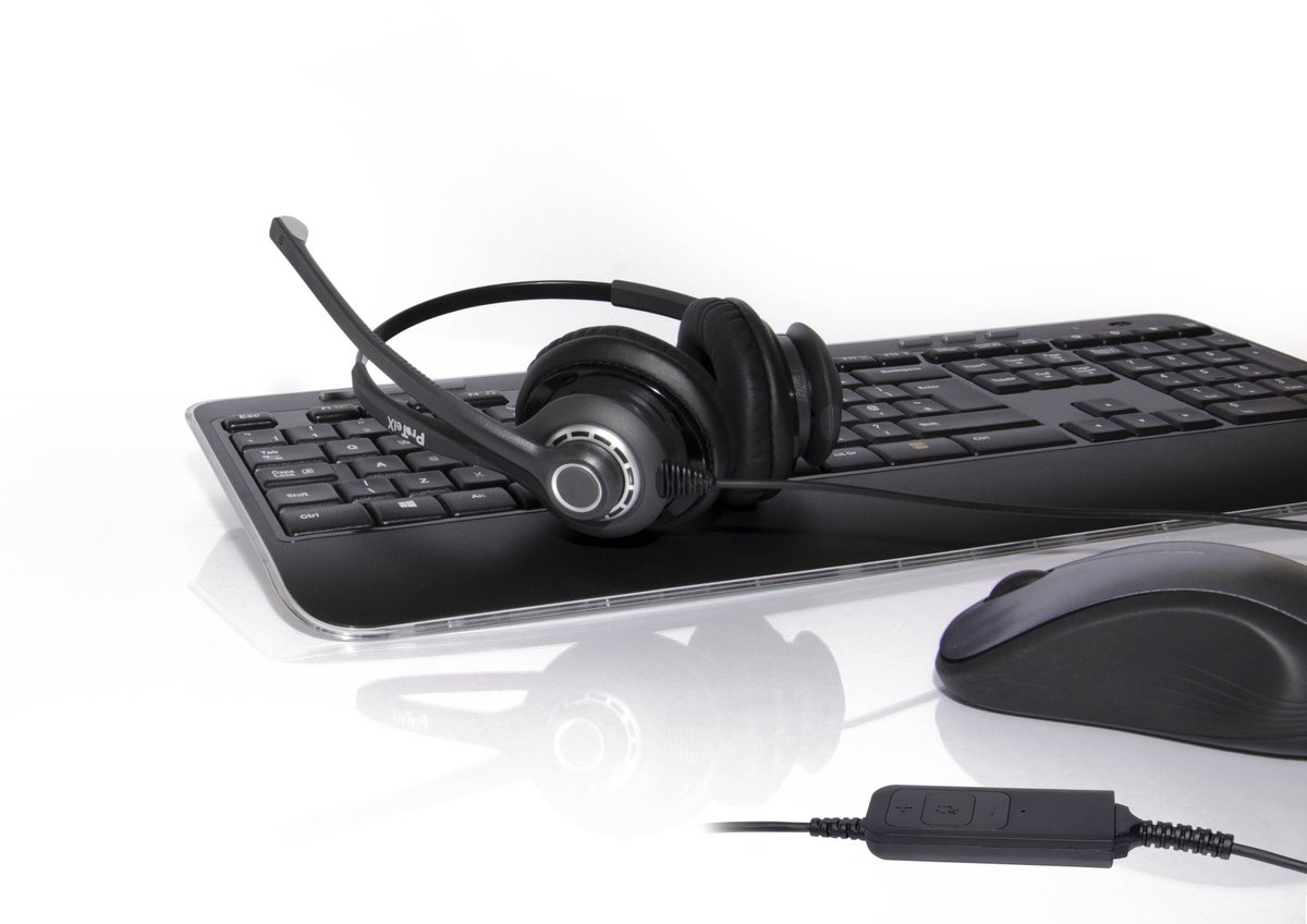 Vitaltelecoms's tweet image. Work From Home Week
All day headset comfort with the new ProTelX PTX202LUC USB Headset
Extra large ear cushions, noise cancelling, softphone compatible
Talk to NB Data on 01617672540, visit buff.ly/2LA6Jk2
FREE trials #ProTelX #UC #skype #headphones #WFHweek