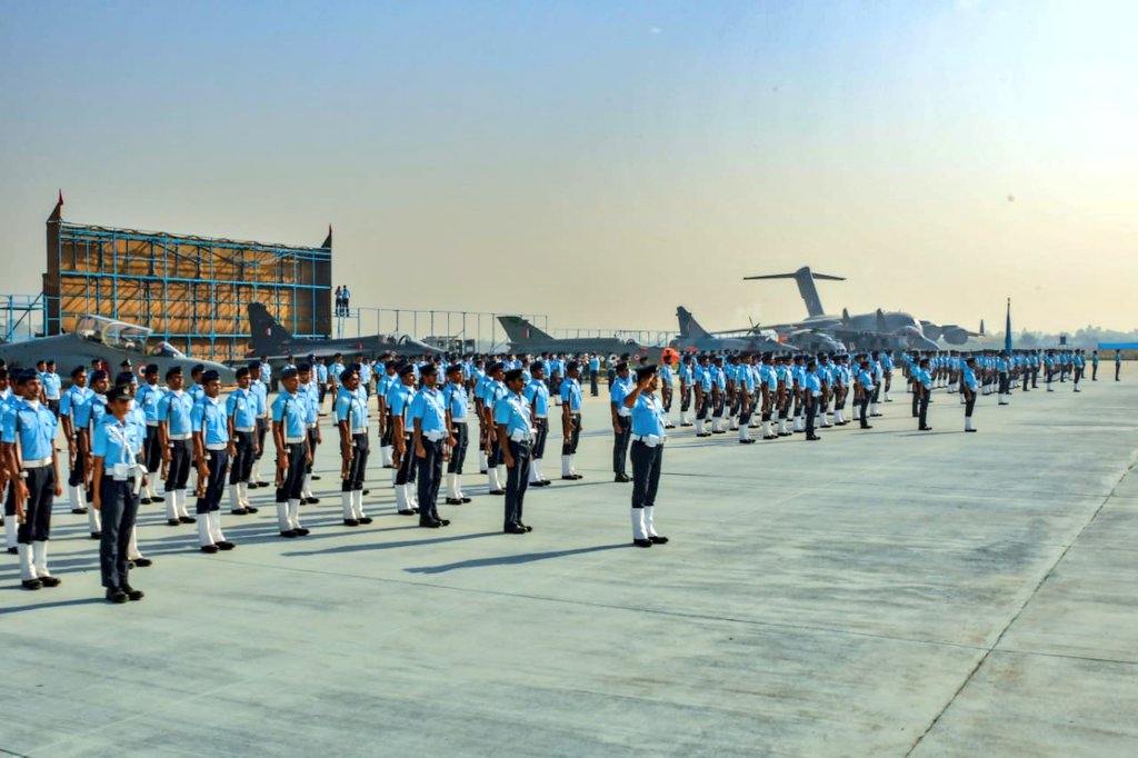 IAF_MCC's tweet photo. Indian Air Force celebrates its 86th Anniversary today. To mark the occasion, a grand Parade cum Investiture Ceremony is being held at Air Force Station Hindan, Ghaziabad.
Watch live https://t.co/diPgBMqnkV 
#AFDay2018 https://t.co/p6NCEjLzsu