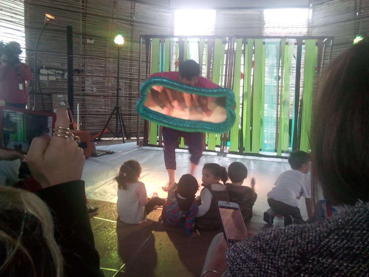 IsaComunes's tweet photo. Hablando de nuestras necesidades y proyecciones para la primera infancia, el Semillero de Comuneritxs y Montaña Mágica en BEKINDER https://t.co/jAICfqQHv9