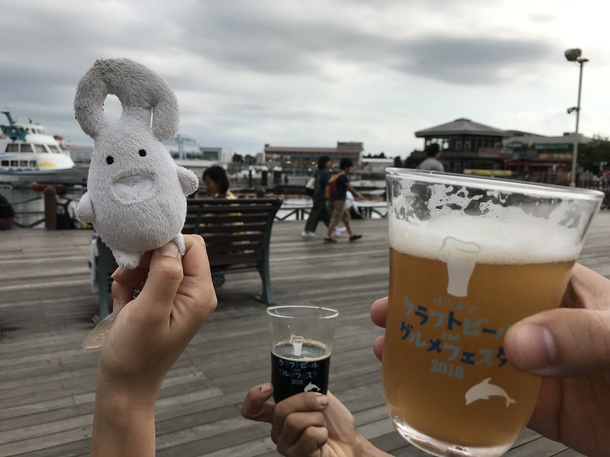 lineageglay's tweet photo. シーパラでクラフトビールのげ！
6(:D

個人的にペルソナ4の曲が園内ミュージックで流れててテンション上がりまくりw https://t.co/ew2MTC6FNi