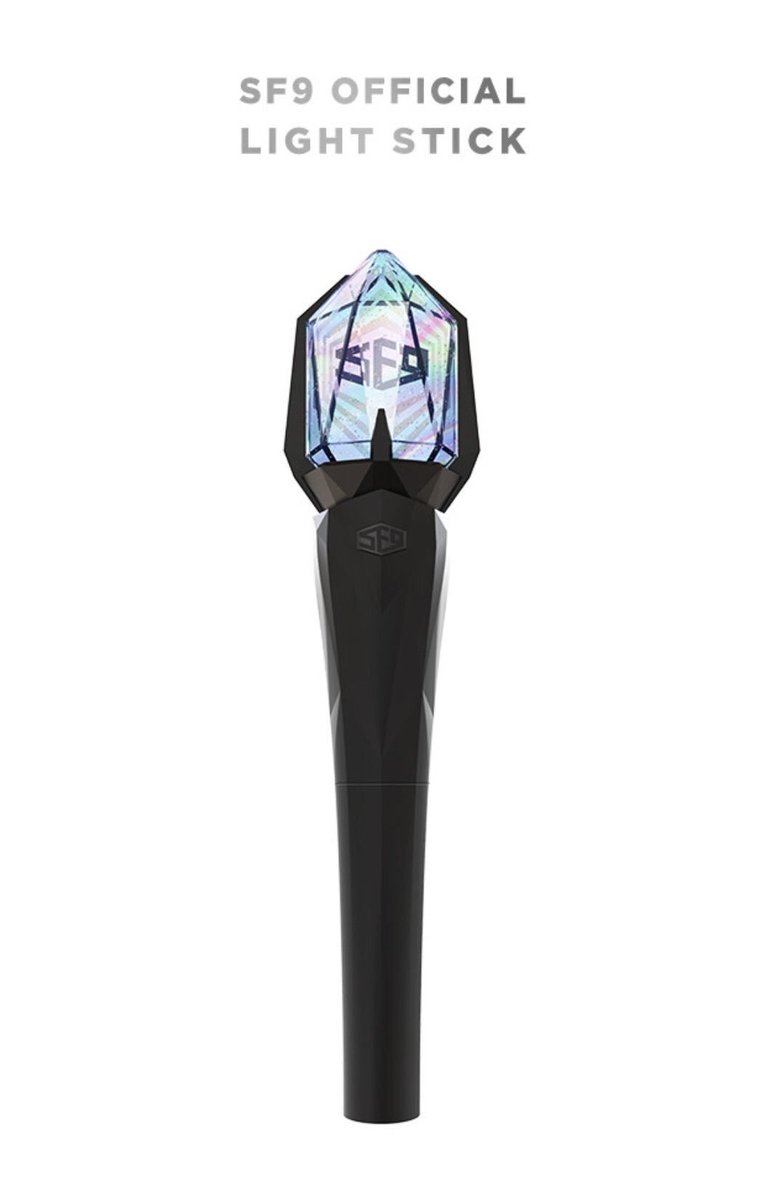 kpop_yuto's tweet photo. Y’ALL THE MOMENT HAS ARRIVED, WE HAVE A LIGHTSTICK BUT IM TOO POOR https://t.co/6aXzHyuXrb