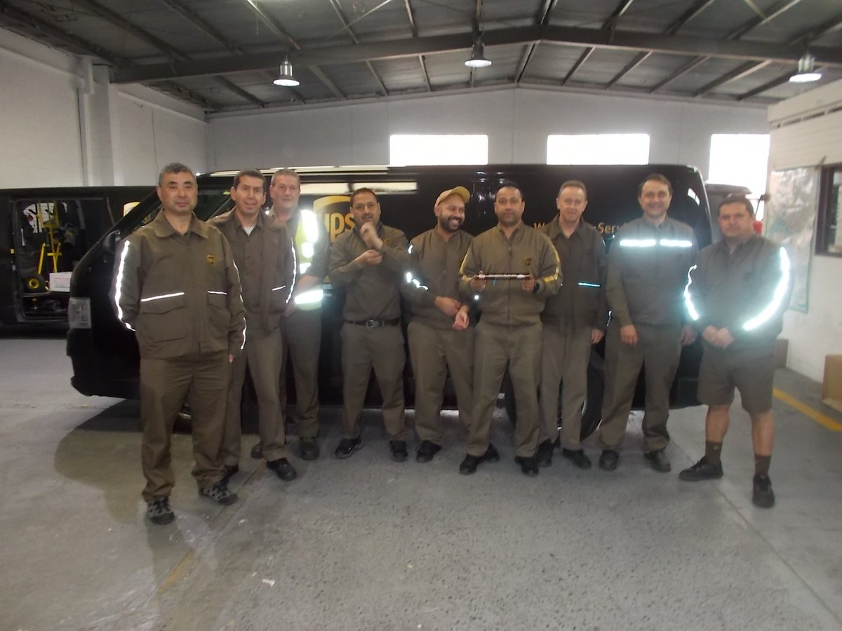 sstroner_au's tweet photo. I'm so proud and would like to congratulate the Melbourne team on making it through with ZERO accidents or injuries!! This shows our strong commitment to safety culture. The baton is now making its way to Hong Kong. Good luck to our fellow UPSers. @UPS_Asia #UPSSafetyRelay https://t.co/ovatdgByLs