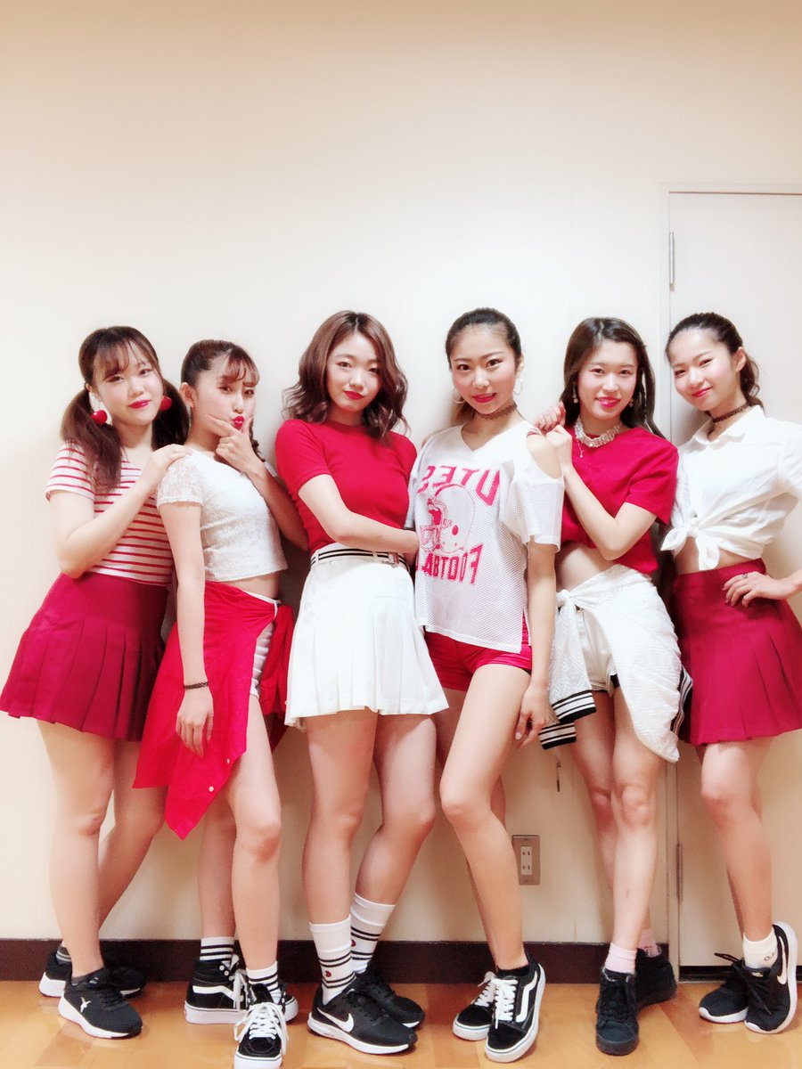 FDQUEENZ's tweet photo. 間も無く14:40〜
芦刈文化体育館にて行われる、ハンドボールの試合で踊ります^ ^
JHL tvでの無料生放送もあるので是非ご覧ください💕✨

#トヨタ紡織九州レッドトルネード 

https://t.co/KnELeAFu9i https://t.co/sqvTP7ePVJ