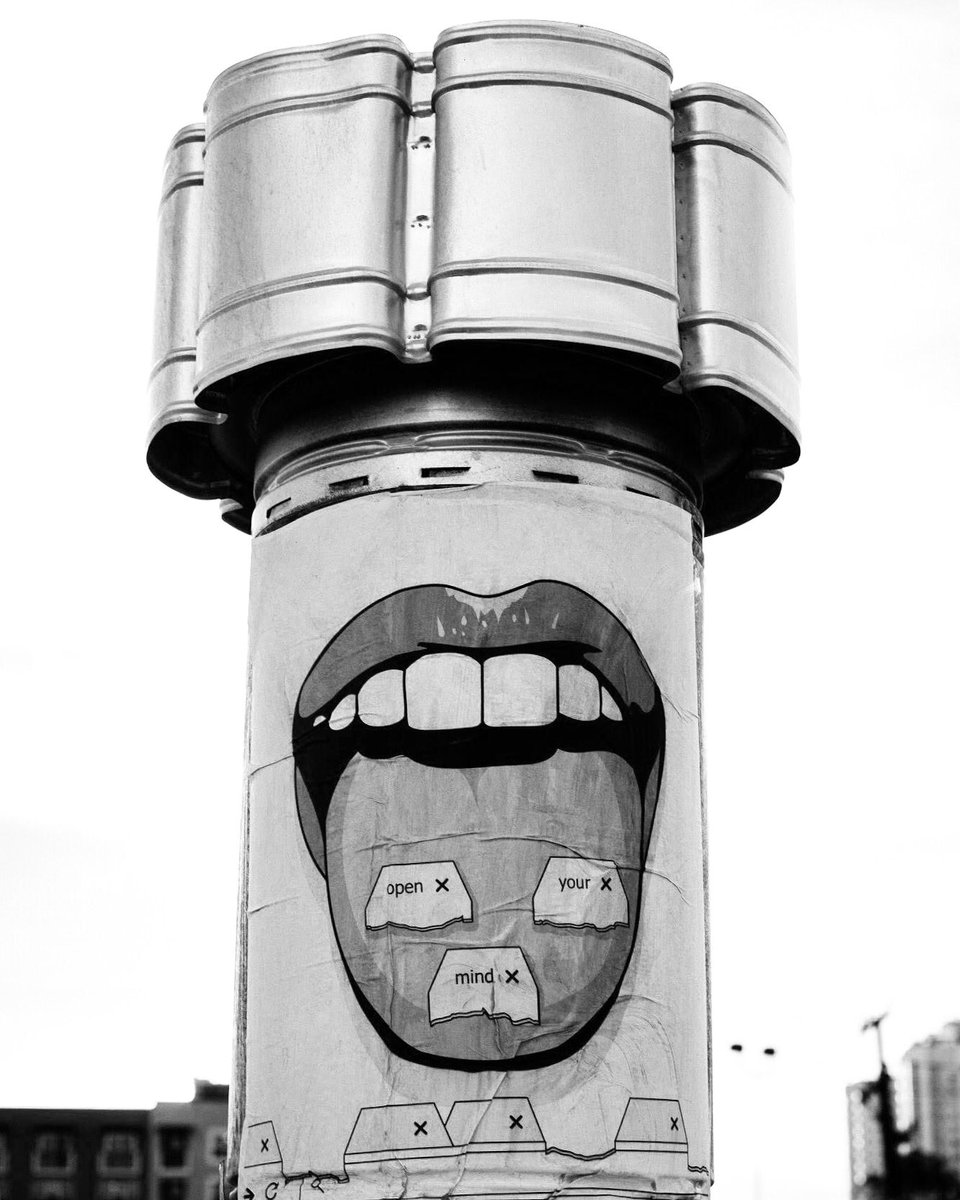 recycledprop's tweet image. #droppingknowledge #streetart #vegas