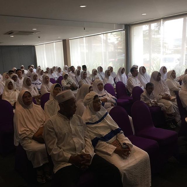 evitelcibitung's tweet photo. Event Arminareka #latepost https://t.co/CcxeD8U6xP