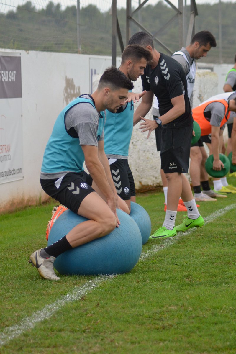 CD Castellón tweet media