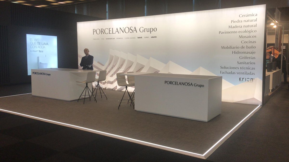 i_konstruccion's tweet photo. Ya estamos en el Congreso @rebuildexpo, visitando stands tan 🔝 como el de @Porcelanosa_es, @WURTH_ES o ACV📍¿Transformamos juntos la #edificación? https://t.co/MotX17wGQj