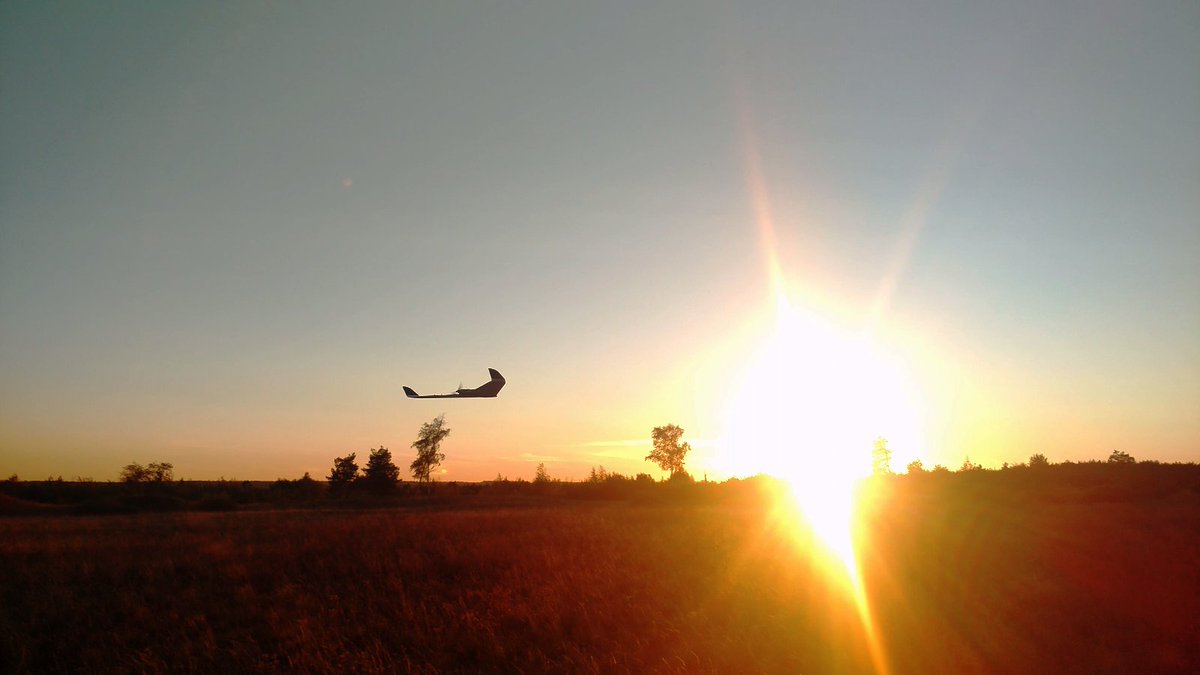 severbat's tweet image. Landing. Twilight.
#Donbass #War #Ukraine