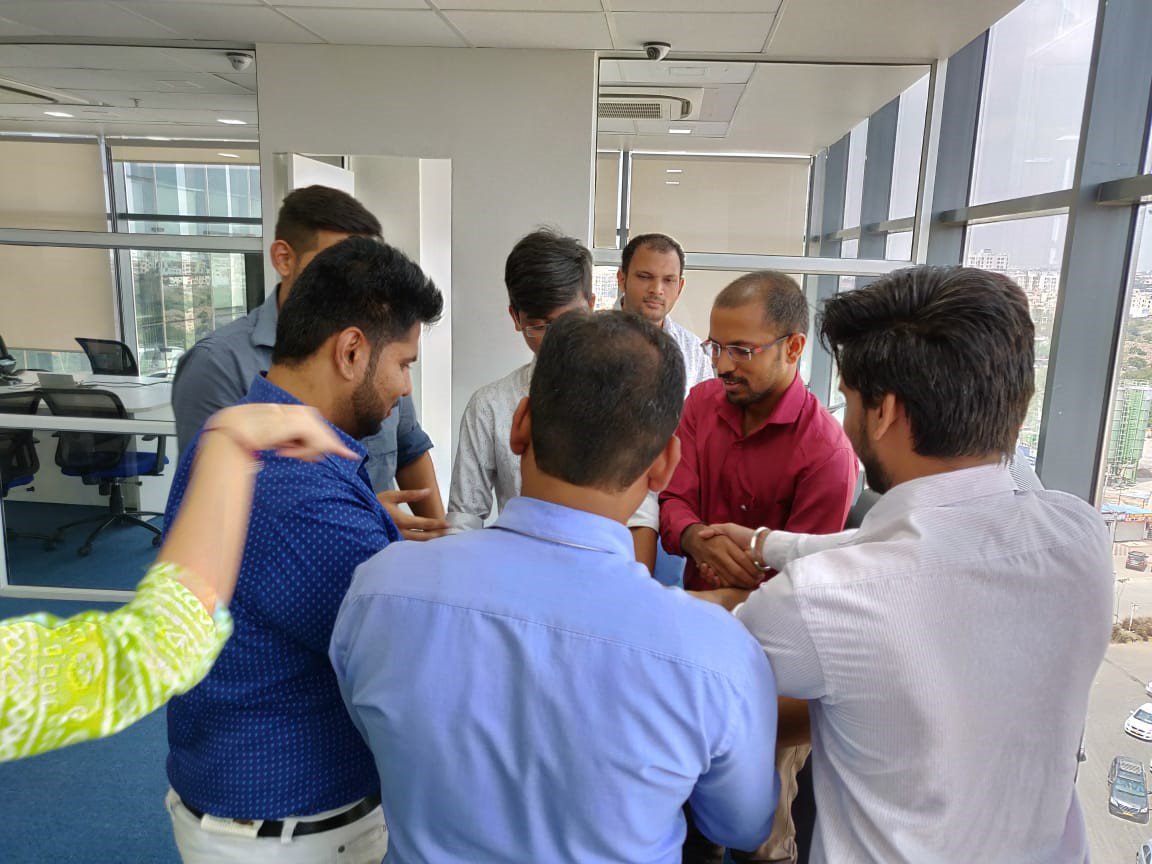 RioMed's tweet photo. A fun Wednesday at #RioMedIndia with exciting games and a team building session.
A perfect way to beat the #MidWeekBlues with a bunch of enthusiastic and dynamic employees.
#EmployeeEngagement #TeamSession #WednesdayWisdom https://t.co/BH194yRjkh