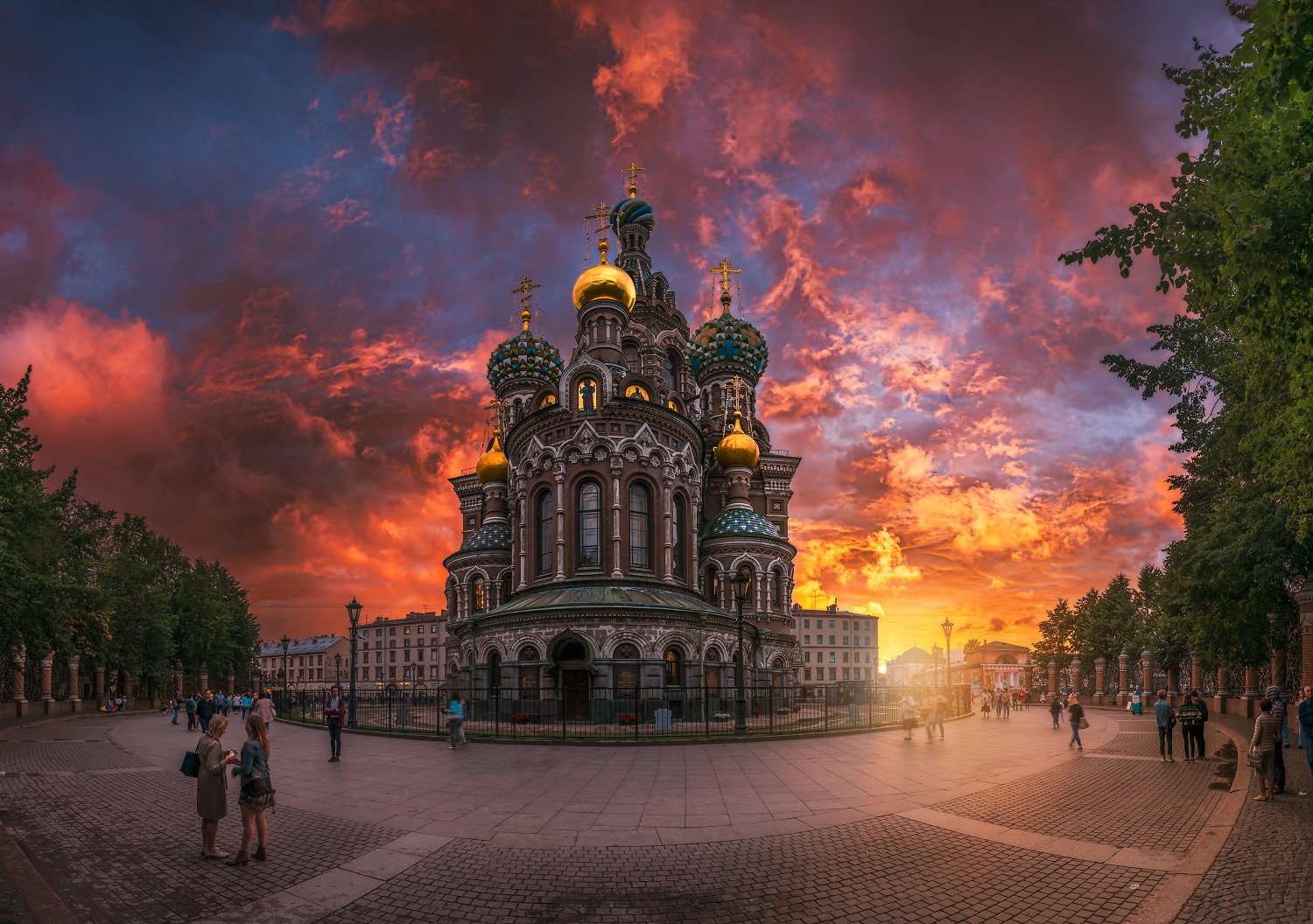 Храм Спаса на крови закат